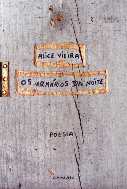 Os Armários da Noite