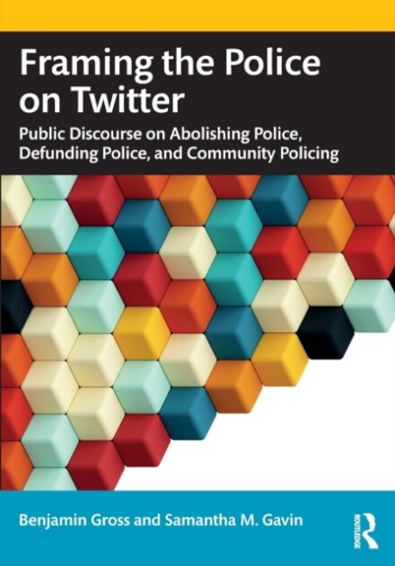 Framing the Police on Twitter
