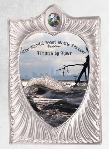 The Crystal Heart Bottle Stopper